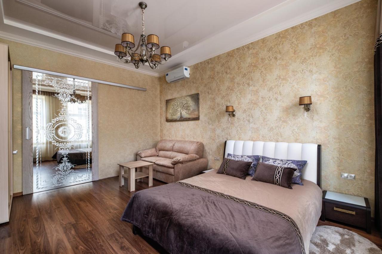 Historic Apartment Sofia In The Old Town Львов Экстерьер фото