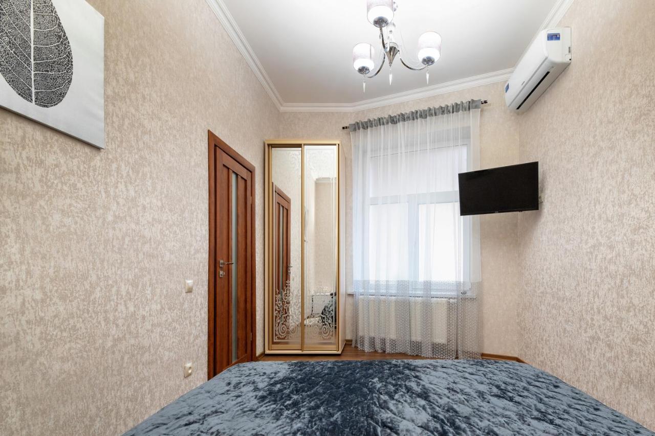 Historic Apartment Sofia In The Old Town Львов Экстерьер фото