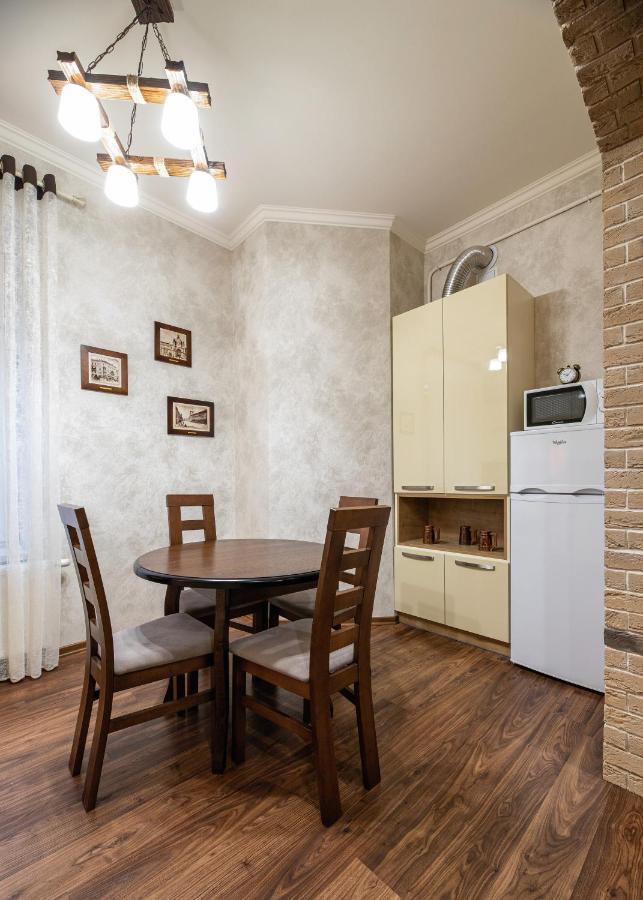 Historic Apartment Sofia In The Old Town Львов Экстерьер фото
