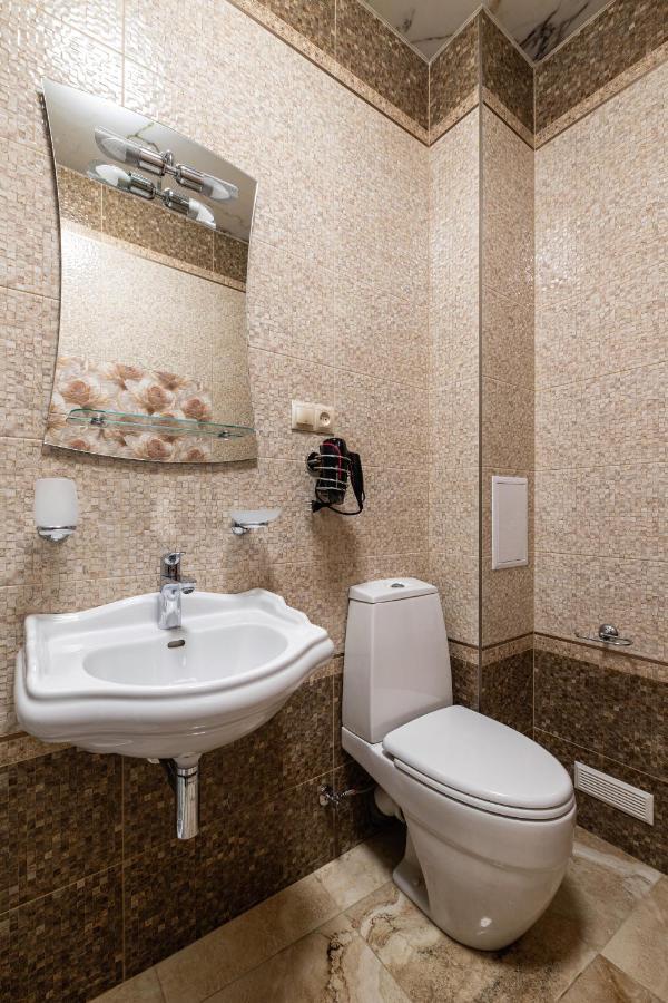 Historic Apartment Sofia In The Old Town Львов Экстерьер фото